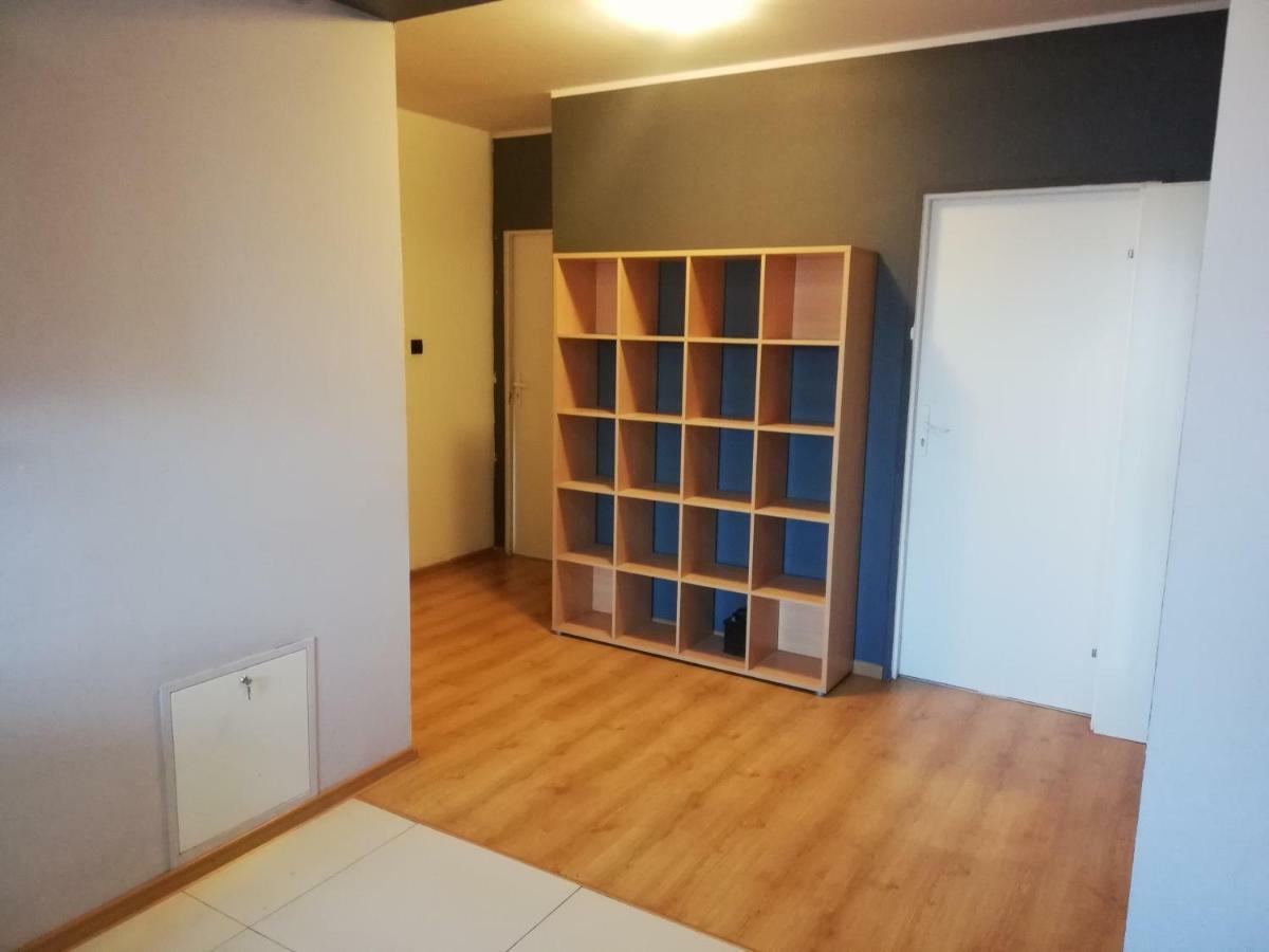 Ferienwohnung Pokoje Przy Rondzie Częstochowa Exterior foto